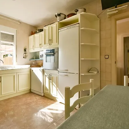 Con Piscina Campoamor Cerca De La Playa Holiday home *